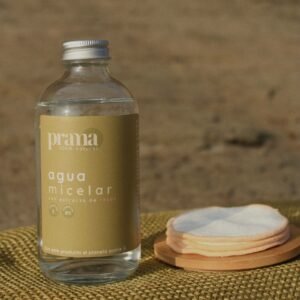 agua micelar + pads
